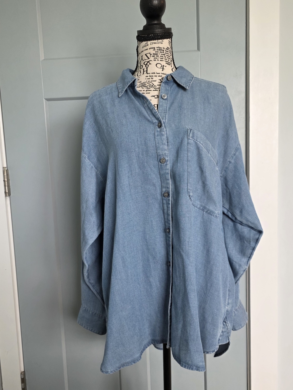 LOFT Petite Blue Lyocell Linen Blend Oversized Button Down Chambray Shirt LP